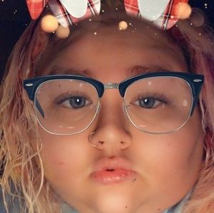 Meet your Posher, Mandy nicole